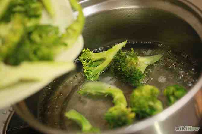 Imagen titulada Cook Broccoli Step 31