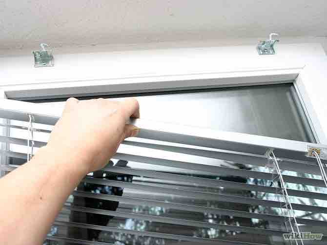 Imagen titulada Clean Window Shades Step 3