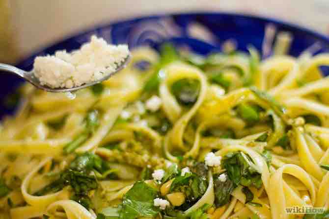 Imagen titulada Make Basil Pesto Pasta Step 7