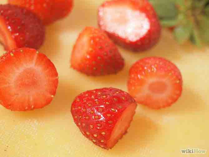 Imagen titulada Freeze Strawberries Step 17