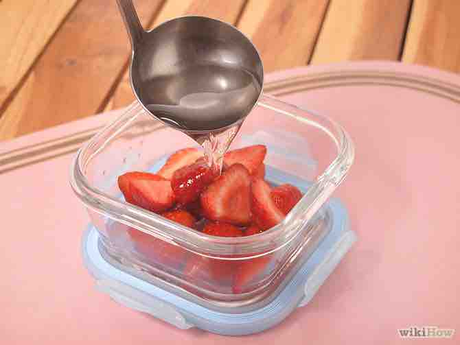 Imagen titulada Freeze Strawberries Step 12