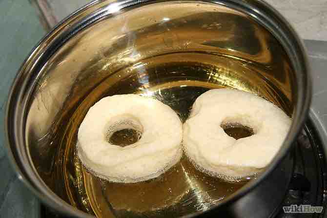 Imagen titulada Make Krispy Kreme Doughnuts Step 7