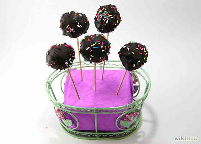 Imagen titulada Make a Cake Pop Holder Step 17