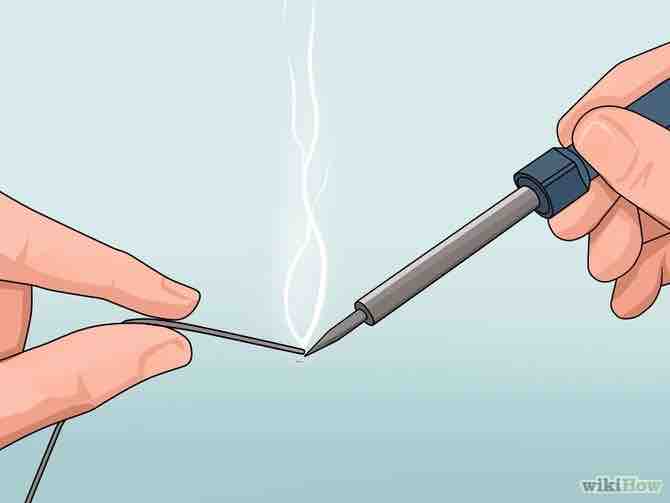 Imagen titulada Solder Electronics Step 8