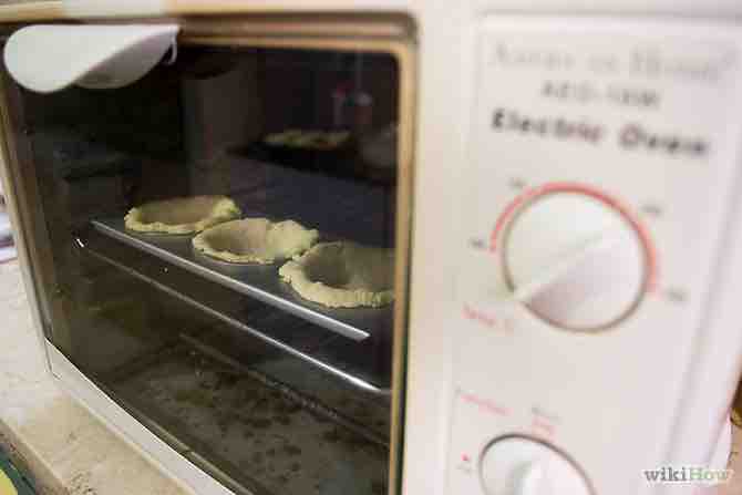 Imagen titulada Make Strawberry Tarts Step 10