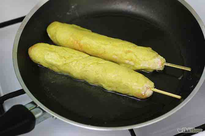 Imagen titulada Make Homemade Corndogs Step 6