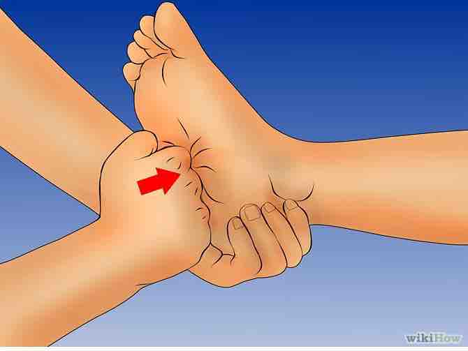 Imagen titulada Give a Foot Massage Step 10