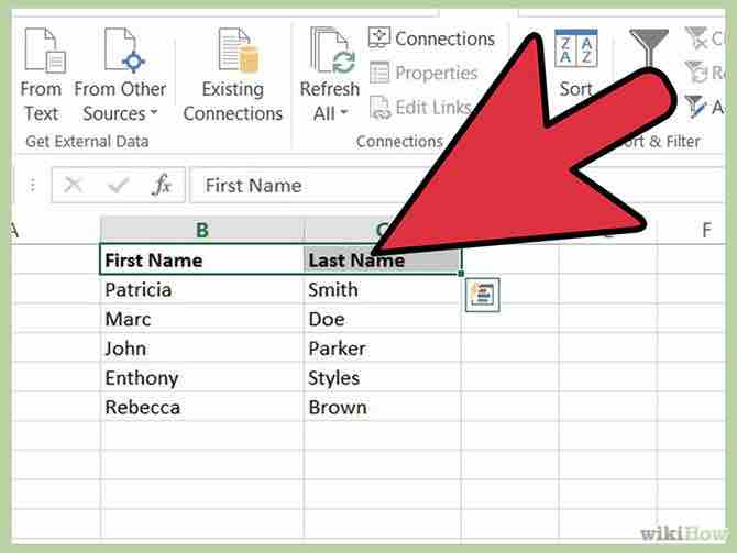 separar nombres y apellidos en diferentes celdas en una lista de Microsoft Excel