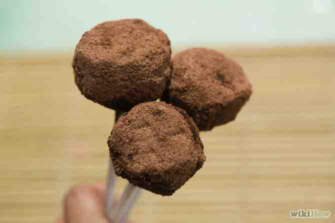 Imagen titulada Make Hot Cocoa Cake Pops Intro