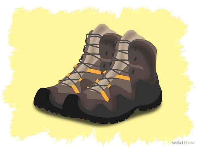 Imagen titulada Break in Hiking Boots Step 1