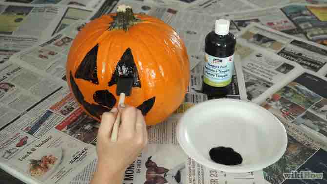 Imagen titulada Paint a Pumpkin Step 7