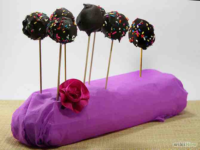 Imagen titulada Make a Cake Pop Holder Step 16