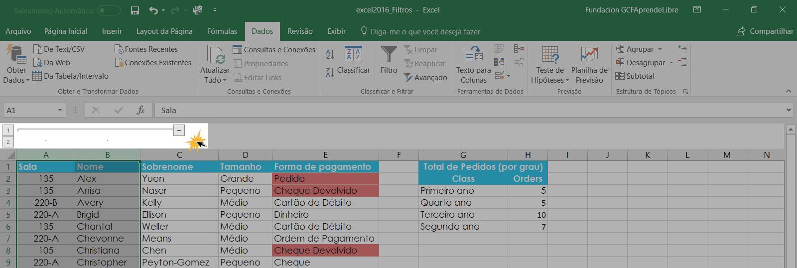 Exemplo dos botões que lhe permitem ocultar ou ver determinadas informações.